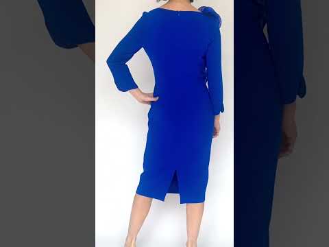 Load and play video in Gallery viewer, Carla Ruiz 99537 Red
